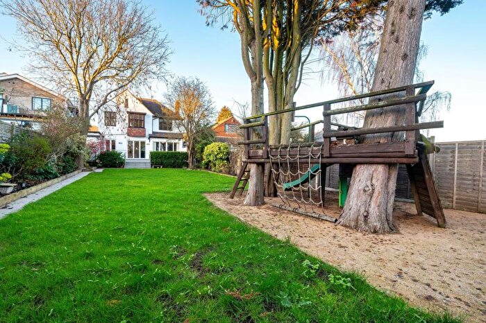 4 Bedroom Detached House To Rent In Winn Road, Lee, London, SE12