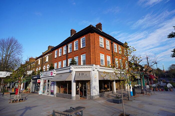 4 Bedroom Flat To Rent In Calton Avenue, Dulwich Village, London, SE21