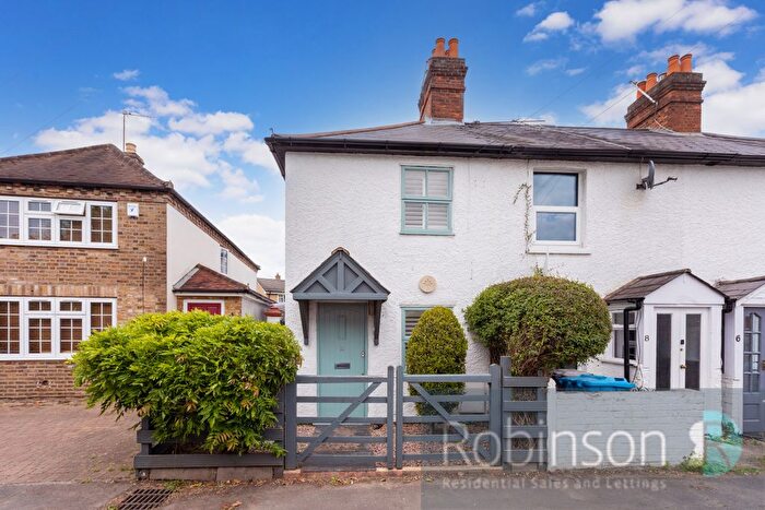 2 Bedroom Terraced House For Sale In North Star Lane, Maidenhead, Berkshire, SL6