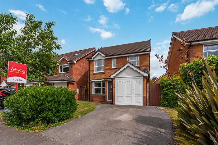 3 Bedroom Detached House For Sale In Glaston Drive, Solihull, B91