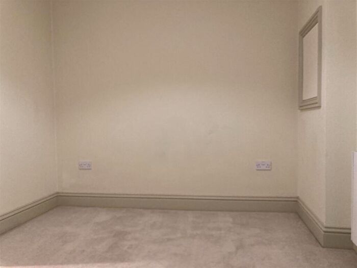 1 Bedroom Flat To Rent In High West Street, Dorchester, DT1