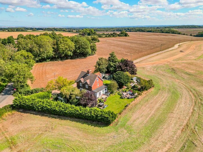 4 Bedroom Detached House For Sale In Woodside Green, Lenham, Maidstone, ME17