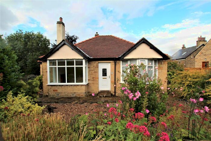 2 Bedroom Detached Bungalow To Rent In Lindisfarne Road, Shipley, BD18