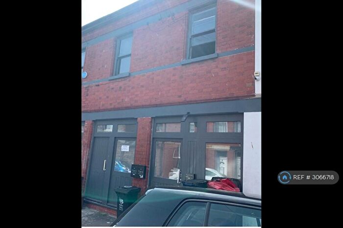 1 Bedroom Flat To Rent In Oxford House, Newport, NP20