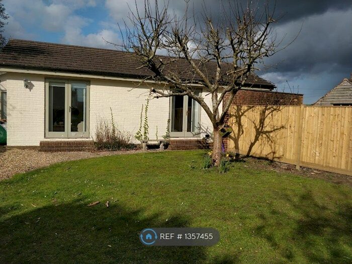 2 Bedroom Semi-Detached House To Rent In High Street, Burwash, Etchingham, TN19