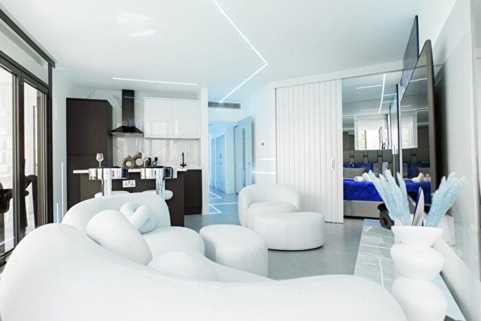 2 Bedroom House To Rent In Apartment Beetham Tower, , Holloway Circus Queensway, B1