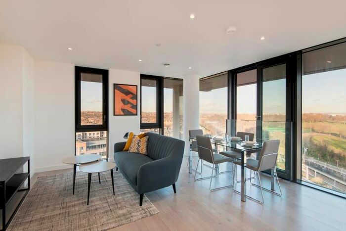 1 Bedroom Flat To Rent In City North East Tower, City North Place, N4