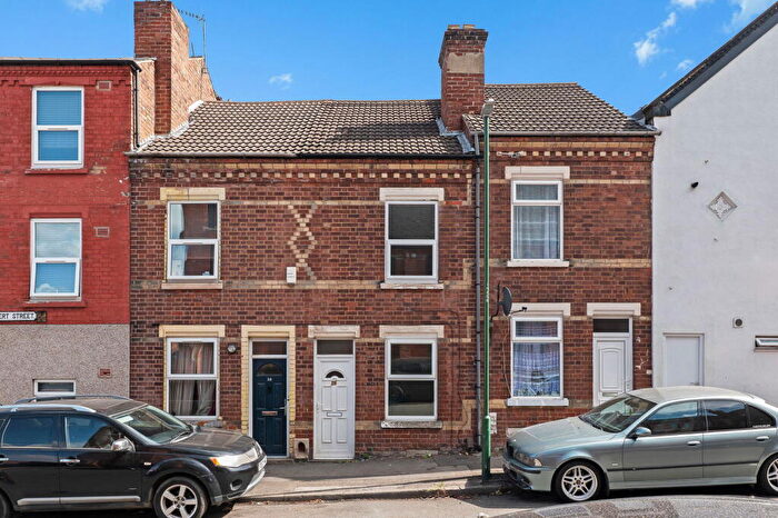 3 Bedroom Terraced House For Sale In Hubert Street, NG7