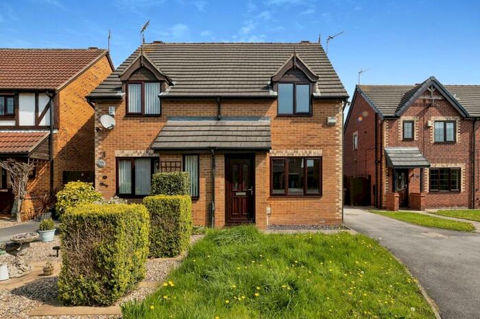 2 Bedroom Semi-Detached House To Rent In Wisteria Way, Hull, East Yorkshire, HU8