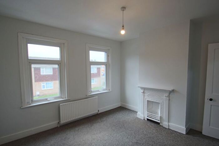 2 Bedroom Terraced House To Rent In Ethronvi Road, Bexleyheath, Kent, DA7