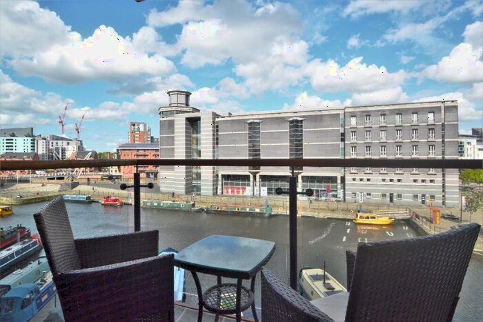 2 Bedroom Flat To Rent In Mackenzie House, Chadwick Street, Leeds, LS10