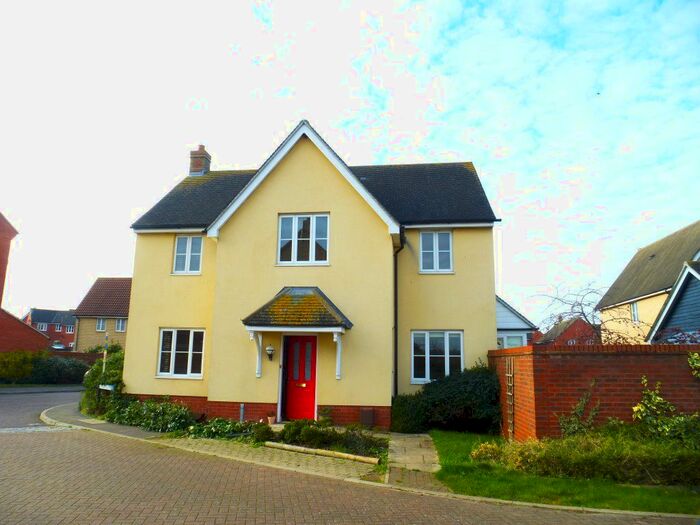4 Bedroom Property To Rent In Osprey Close, Bury St. Edmunds IP32