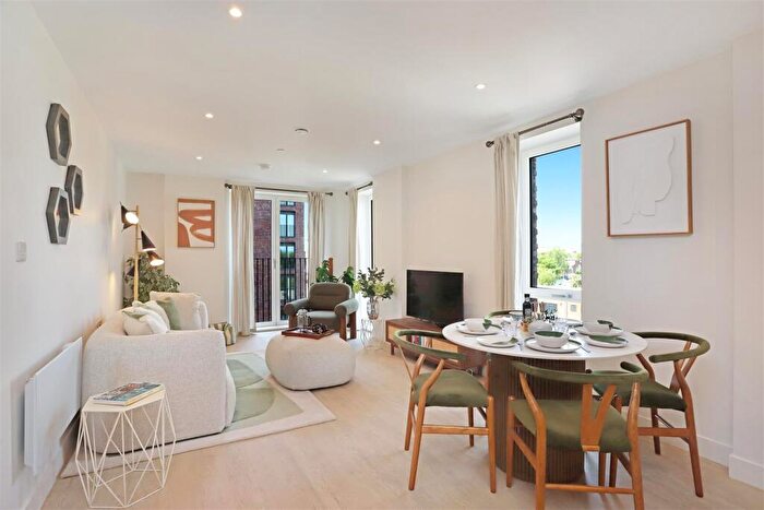 1 Bedroom Apartment For Sale In Eliza Yard, Ancoats, M4