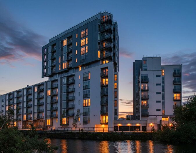 2 Bedroom Flat To Rent In Water Street, Manchester, M3