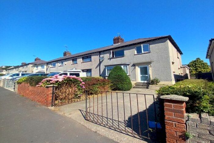 3 Bedroom Property To Rent In Ffordd Coed Mawr, Bangor, LL57