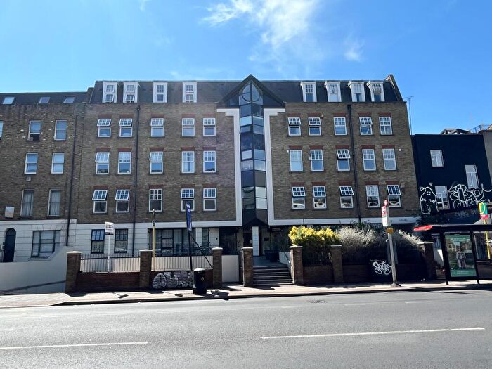 1 Bedroom Flat For Sale In C Hackney Road, Bethnal Green, London, E2