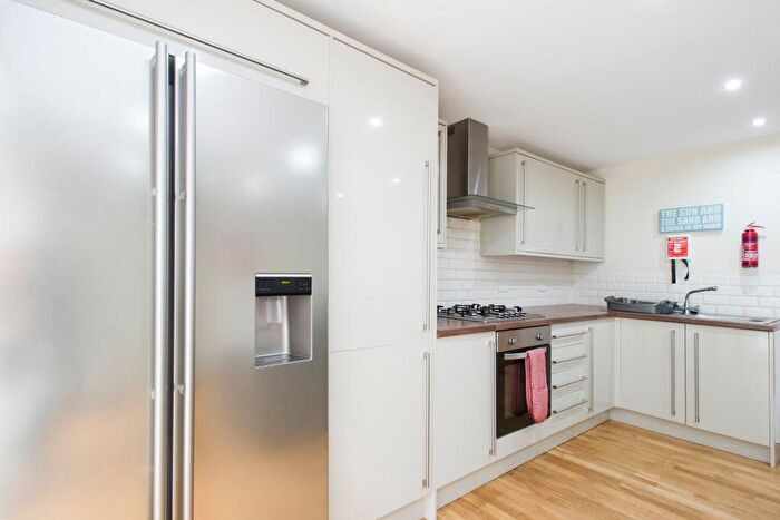 6 Bedroom Detached House To Rent In Talbot Street, Nottingham, Nottinghamshire, NG1