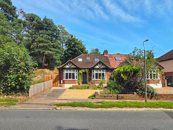 3 Bedroom Semi-Detached House For Sale In Bedford Street, Ampthill, Bedfordshire, MK45