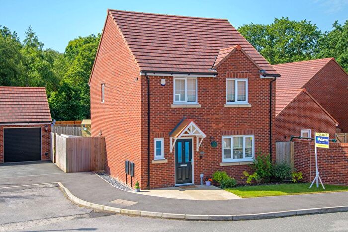 4 Bedroom Detached House For Sale In Sawston Cross, Sandymoor, WA7