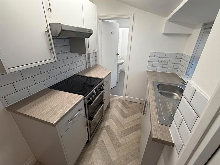 2 Bedroom Terraced House To Rent In Trinity Lane, Beverley, HU17