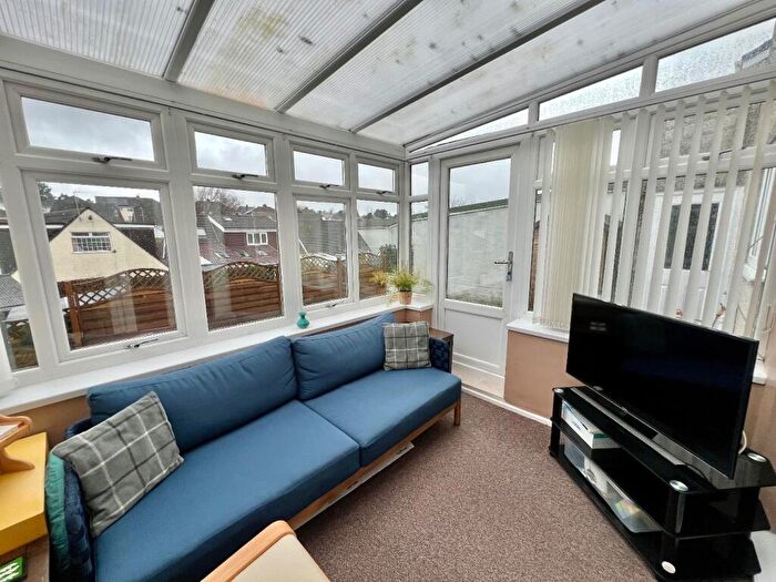 3 Bedroom Semi-Detached House For Sale In Heol-Y-Bardd, Bridgend County Borough, CF31 - Photo 10