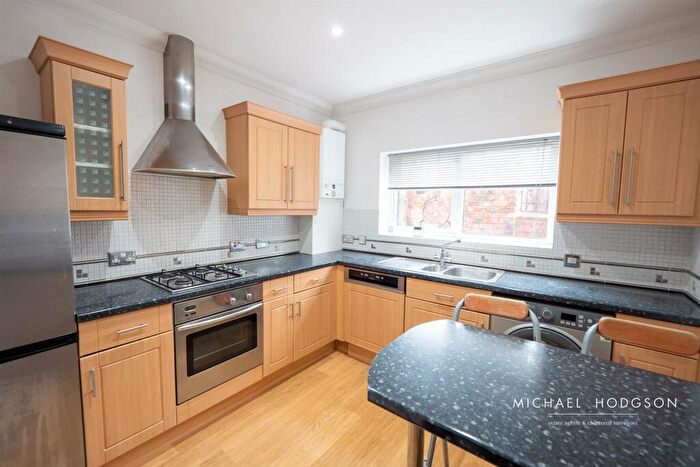 2 Bedroom Apartment To Rent In The Cloisters, Ashbrooke, Sunderland, SR2