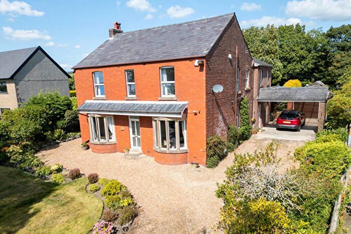 5 Bedroom Detached House For Sale In Oak Lea, Clitheroe Road, Knowle Green, Lancs, PR3