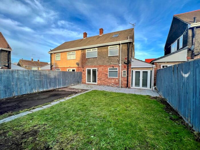 3 Bedroom Semi-Detached House To Rent In Seaton Road, Sunderland, SR3