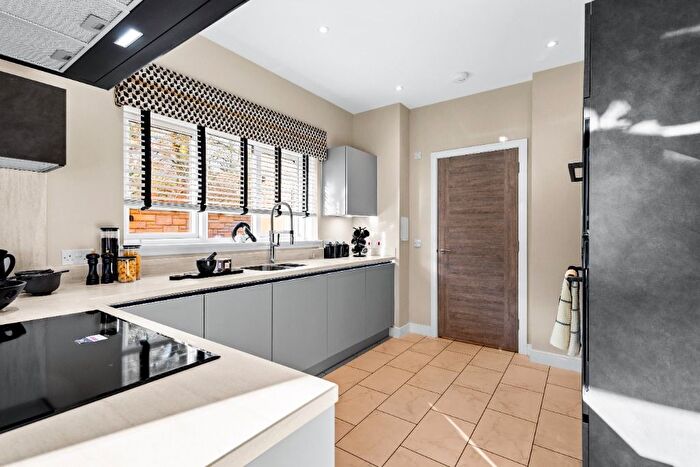 4 Bedroom Detached House For Sale In Thomas Howie Drive, Dunlop, East Ayrshire, KA3