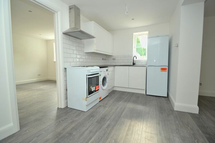 1 Bedroom Maisonette To Rent In Donald Woods Gardens, Tolworth, Surbiton, KT5