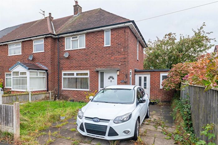 2 Bedroom End Terrace House For Sale In Birch Road, Chorley, PR6