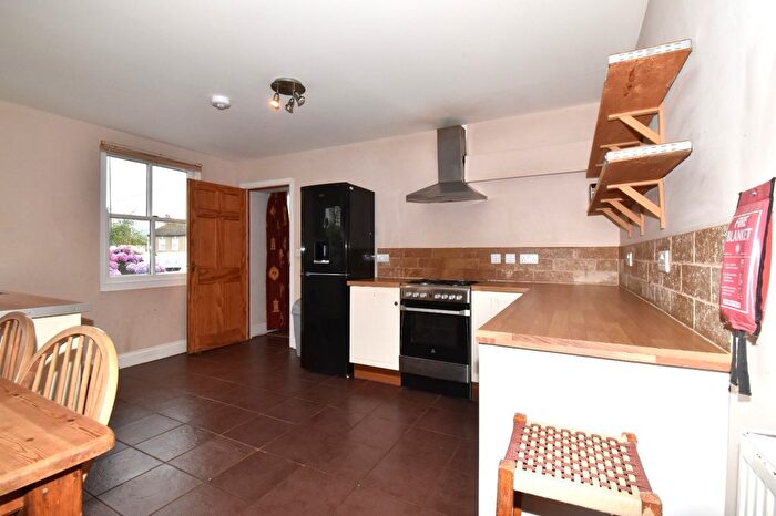4 Bedroom Town House To Rent In Chapel Lane, Penryn, TR10