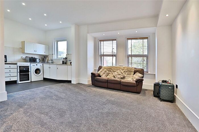 3 Bedroom Flat For Sale In Adeline Road, Bournemouth, Dorset, BH5