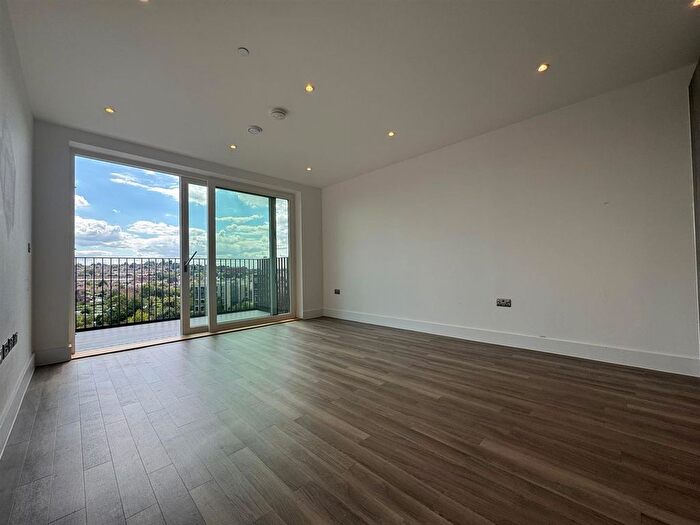 2 Bedroom Flat To Rent In Sanday Drive, London, NW9