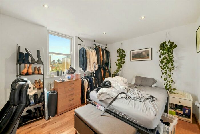 4 Bedroom House To Rent In Tavistock Mews, Holloway, N19