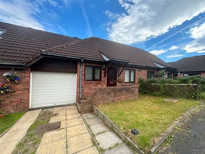 1 Bedroom Bungalow For Sale In Greenfinch Close, Washington, NE38