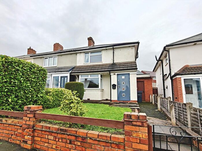 3 Bedroom End Of Terrace House To Rent In Tansley Road, Birmingham, B44