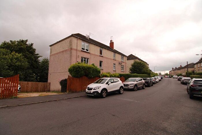 2 Bedroom Flat To Rent In Springfield Square, Bishopbriggs, G64