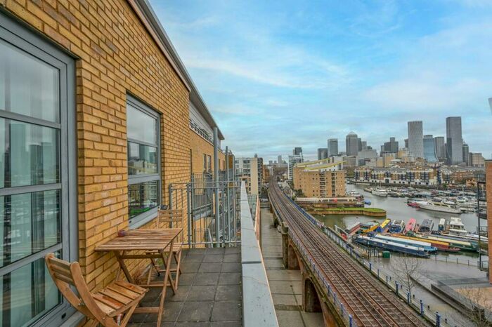 2 Bedroom Flat To Rent In Commercial Road, Limehouse, London, E14