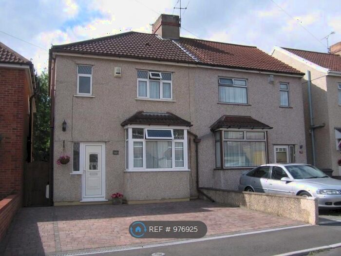 3 Bedroom Semi-Detached House To Rent In Kennard Road, Bristol, BS15