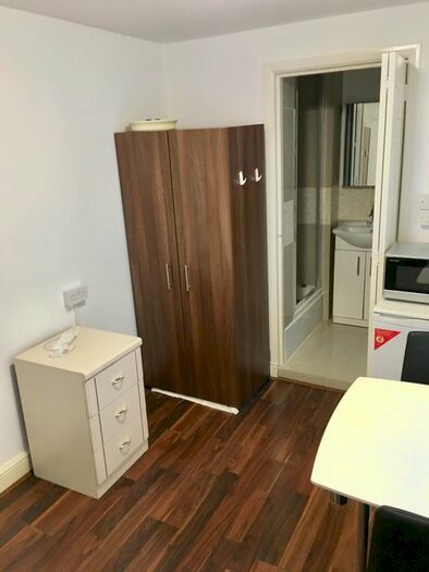 Studio To Rent In Marchmont Street, Holborn WC1N