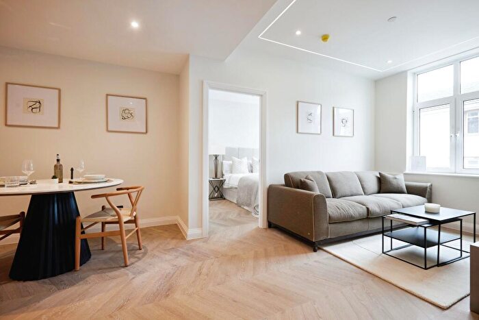 1 Bedroom Flat To Rent In Princes Street, Dorchester, DT1