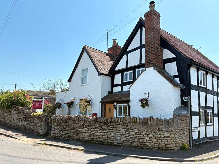 3 Bedroom Semi-Detached House For Sale In Drakes Bridge Road, Eckington, Pershore, Worcestershire, WR10