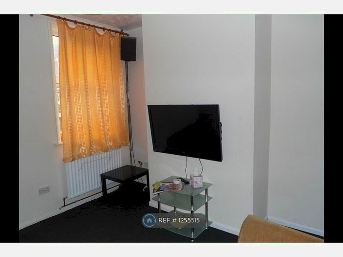 2 Bedroom Terraced House To Rent In Lovatt Street, Stoke On Trent ST4