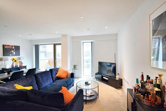 2 Bedroom Apartment For Sale In Hulme Street, Salford, M5
