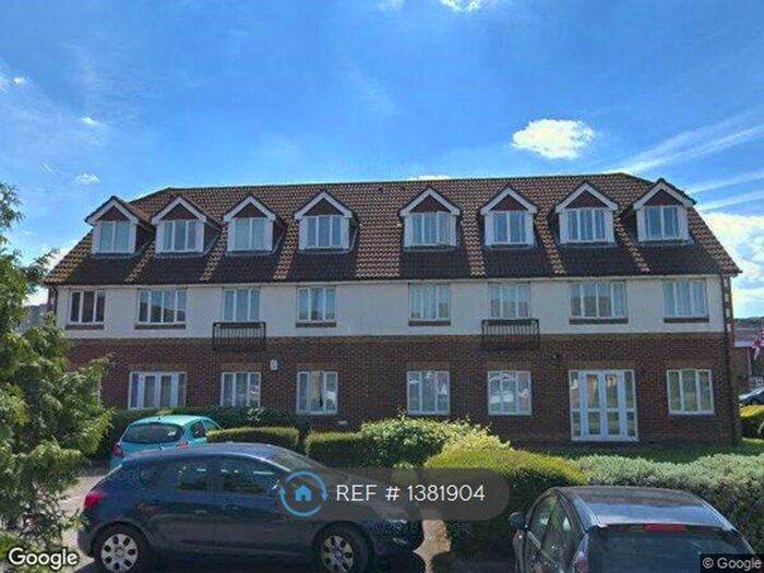 2 Bedroom Flat To Rent In Belmont Road, Erith, DA8