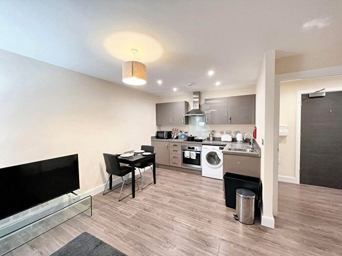 1 Bedroom Apartment For Sale In Queens Road, Queens House, CV1