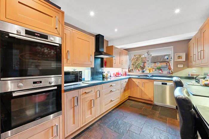 4 Bedroom Detached House For Sale In Severn Drive, Walton-On-Thames, KT12