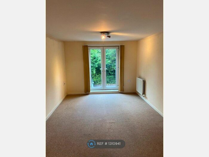 2 Bedroom Flat To Rent In Walnut Gardens, East Leake, Loughborough LE12