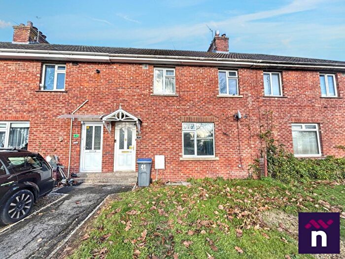 4 Bedroom Terraced House For Sale In Woodcock Road, Warminster, BA12